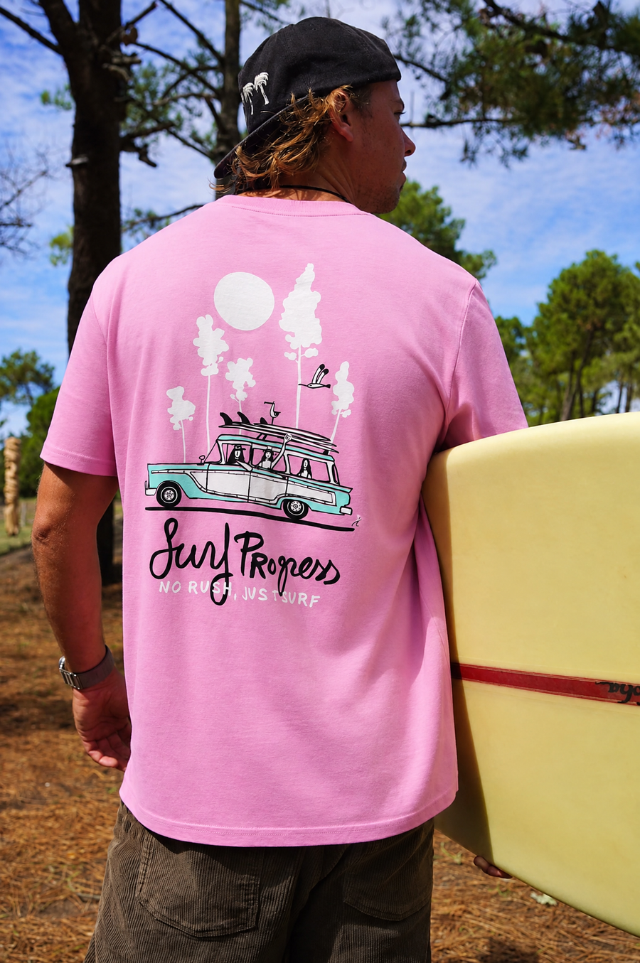 T-shirt Surf Progress Bubble Pink porté